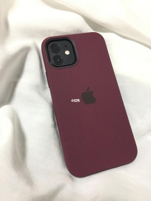 iphone12梅子色手机壳