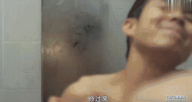 尴尬又暧昧,这部爆笑短剧满足你的腐女心