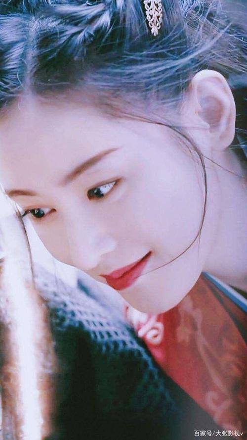 张天爱在电视剧《武动乾坤》中饰演的应欢欢,清纯动人