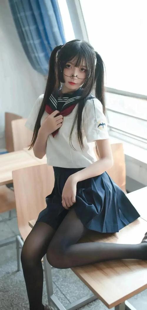 十五张黑丝碰撞jk少女手机壁纸照片图片(每日第二弹)