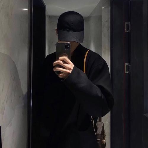 "够你用一个夏天的潮男头像"