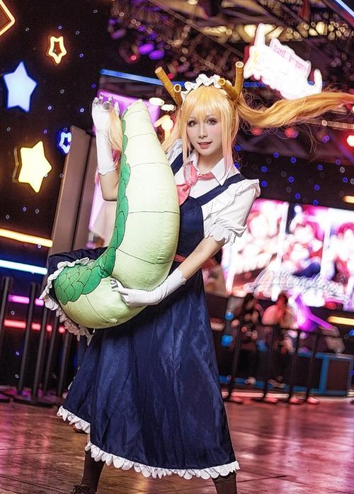 动漫cosplay,女孩扮演的龙女仆超还原,身为同行只能羡慕