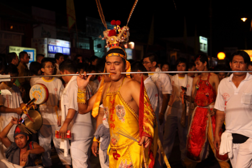 起乩是真的吗?资深乩童超专业回po 让人哭笑不得:撞邪