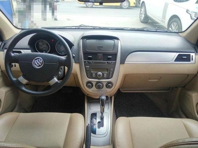 【南京】2014年8月 别克 凯越 1.5 经典版 银灰 手自一体