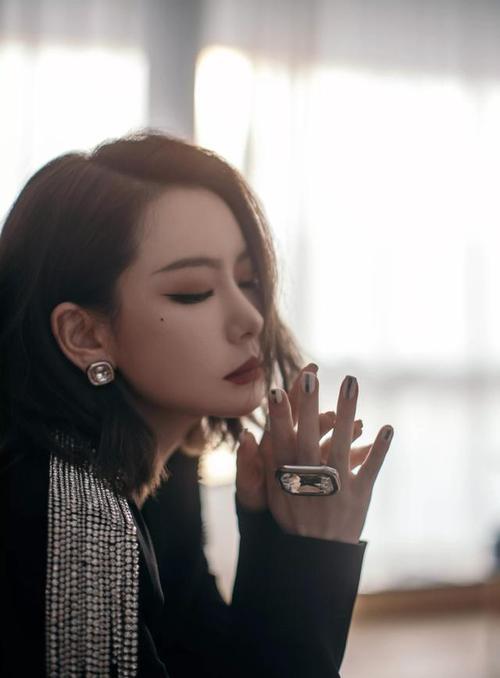 女明星美甲杨幂热巴娜扎李沁杨紫唐嫣白鹿宋茜刘诗诗金晨杨颖