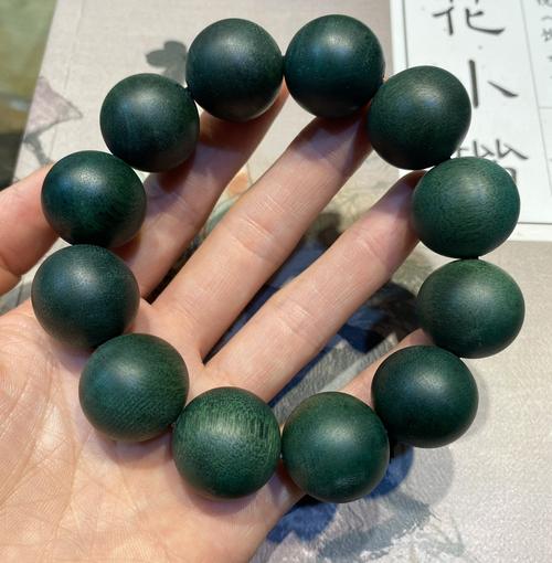 厂家直供莺歌绿奇楠沉香手串香韵清甜念珠文玩佛珠男女盘玩手链