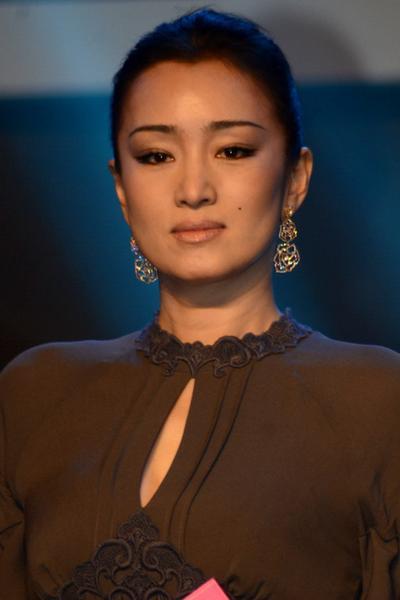 "导协"提名公布:周冬雨与巩俐争影后