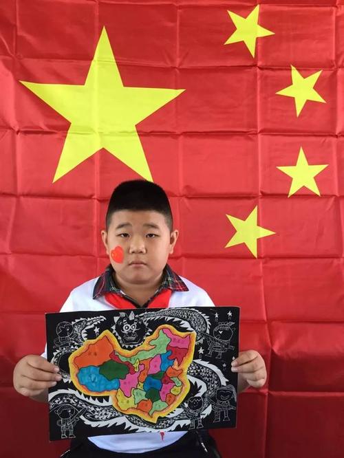 以地图为载体,孩子们又会如何表达自己对祖国的赞美之情呢?