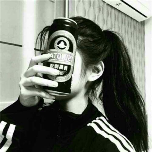 暗黑系超酷女生高清头像