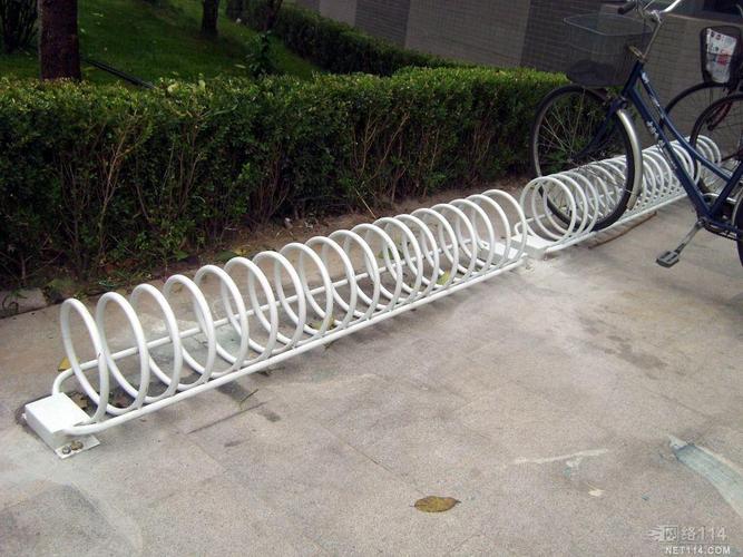 铁管自行车摆放架价格