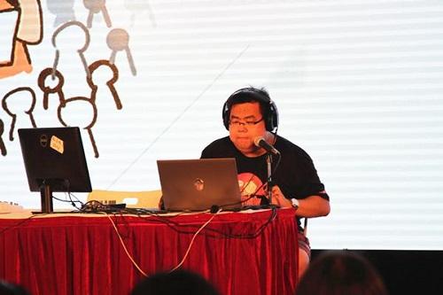 电台主播当众录节目 喜马拉雅fm掉掉与粉丝零距离互动