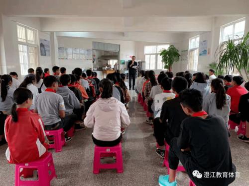 上坝小学毕业典礼