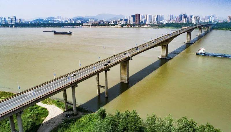 黄石长江公路大桥