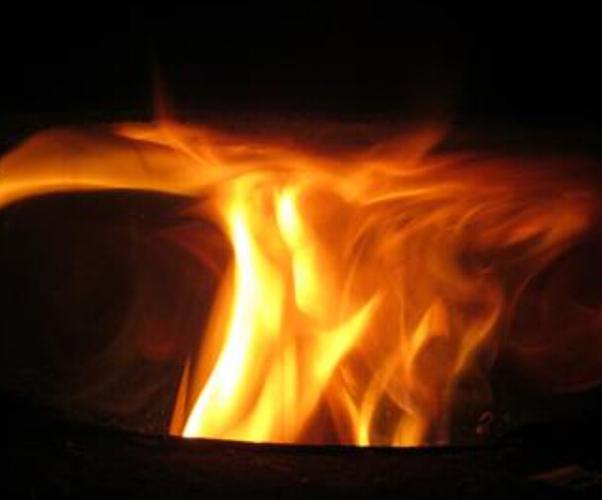 八字喜火名字大全_八字过硬 八字喜火_八字喜用神为火