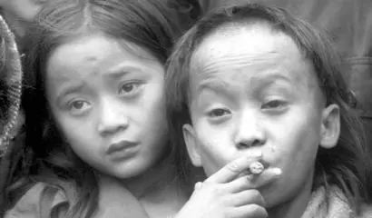 直到今天,非洲依然是儿童死亡率最高的地区.在