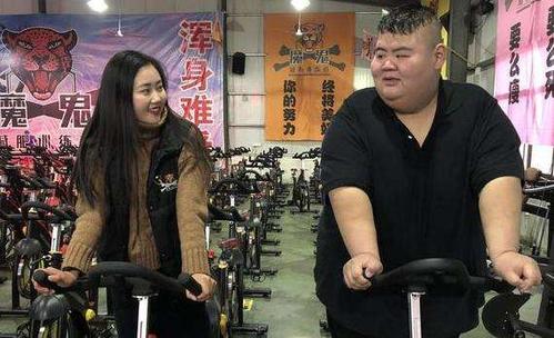 山东第一胖王浩楠:切掉五分之四胃后,一年瘦三百斤并收获了真爱