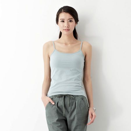 初中小女生穿小背心的图 要多点图哦 最好吊带的 谢谢