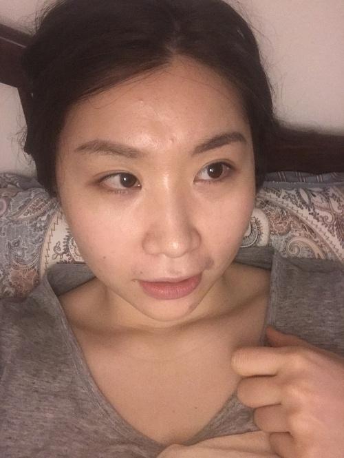 有人会看相吗?我额头上有个坑!