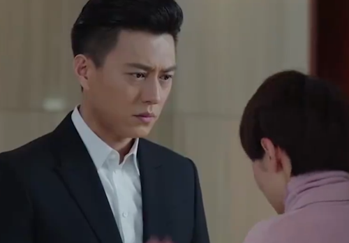 我的前半生:罗子君这身衣服太漂亮了,贺涵看的傻眼,陈俊生后悔莫及