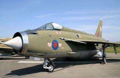 英国闪电式超音速战斗机