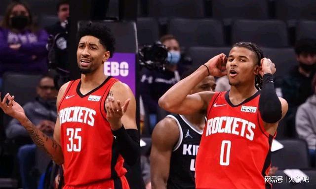 尼克斯酝酿4换2方案追逐火箭队伍德与小波特没有首轮签恐难交易