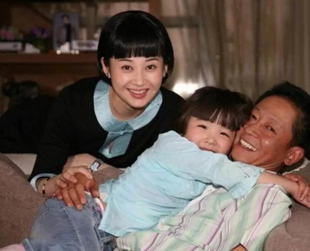 原创年收入6000万,上海名模,陈坚红为什么选"过气"的王志文?