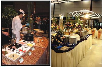 餐台用鲜花,烛台等精致饰品做装饰.