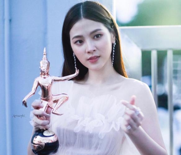 原创平采娜演过什么泰国剧?她的中国名字叫什么?