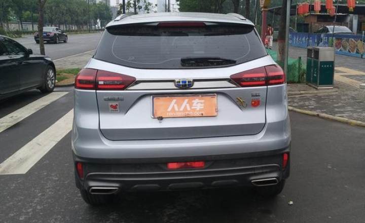 吉利汽车-博越 2018款 1.8td 手动两驱智联型4g互联版