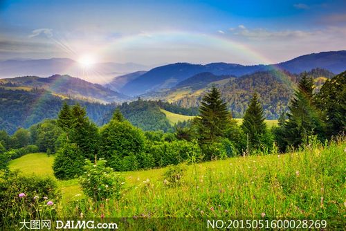 大图首页 高清图片 自然风景 > 素材信息         秋季山林美丽风景