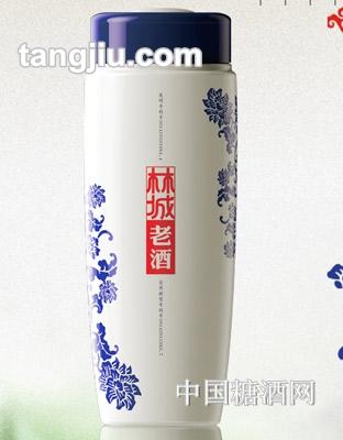 规格:500ml 包装: 类别:酒类 价格:面议        目前林城老酒青花瓷
