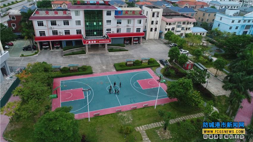 防城区消防大队大院绿意盎然