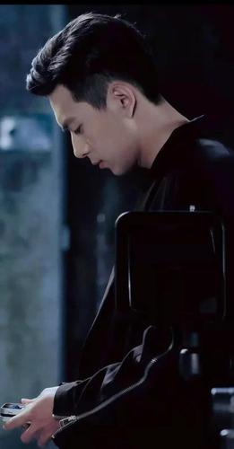 娱乐圈内外,为什么这么多人喜欢李现?