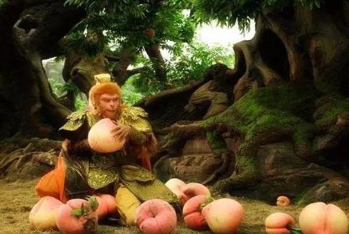 孙悟空偷蟠桃的手抄报 手抄报简单又好看