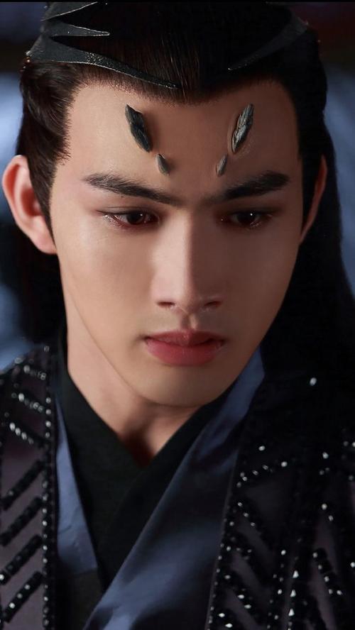 张彬彬新剧一人分饰两角却因为造型跨度而看不下去