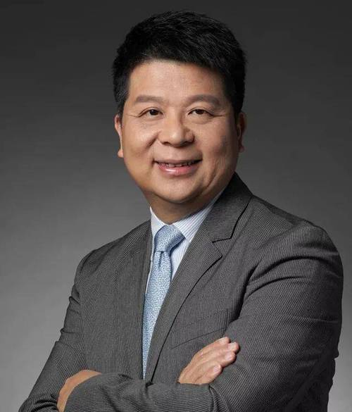 江西人当选为华为新一轮董事长!_郭平