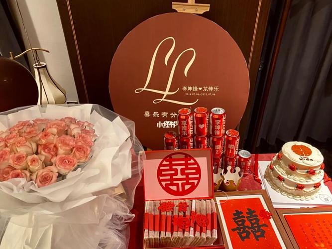 红金色订婚宴|小包间小预算订婚宴_订婚宴_淮阳宴自由