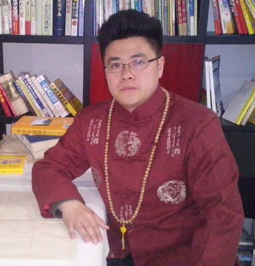 周雷