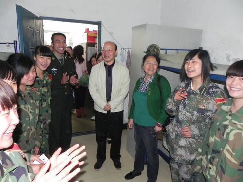 我怀揣一份感激_杨昌洪_新浪博客
