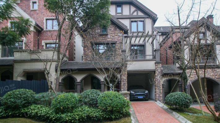 龙湖悠山郡二期,小独栋,临后公园,视野开阔_成都牧马