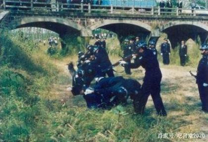 内蒙古呼伦贝尔盟喜桂图旗牙克石镇林管局所属的林业设计院红旗沟农场