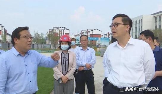 台儿庄:区委副书记 区长刘涛调研教育重点项目建设情况