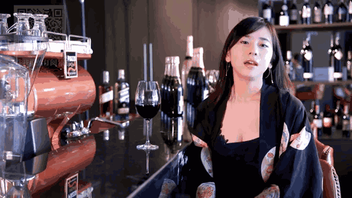 妖娆萌媚的"醉鹅娘":网红最大的优势是懂营销