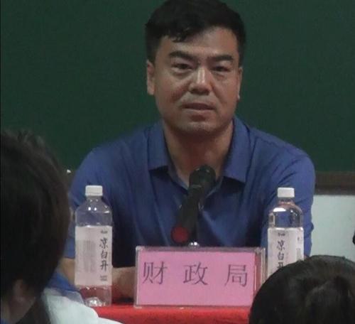 财政局社保科冯科长讲话