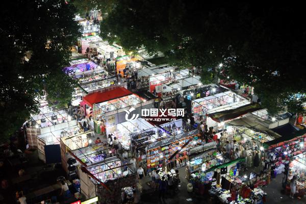 流口水!80后单身美女白领整理义乌十条"逛吃逛吃"马路