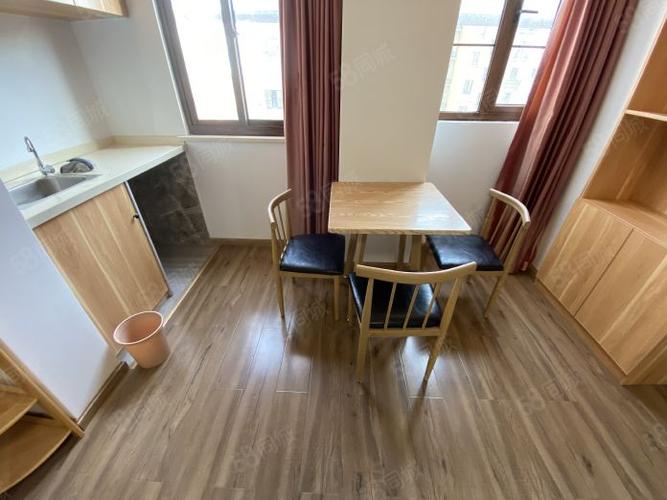 美林新镜,全新装修,未入住,看房全天方便,莲花南路218号_普陀朱家尖整