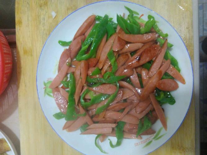 青椒火腿肠
