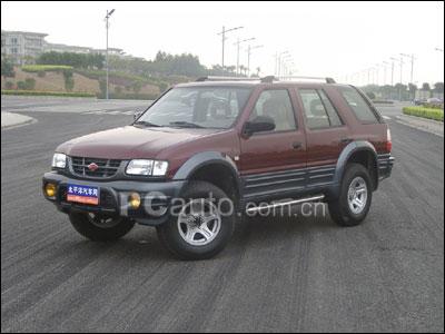 越野市场再添新军 江铃陆风四门suv