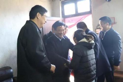 东台市党政代表团来耀考察交流