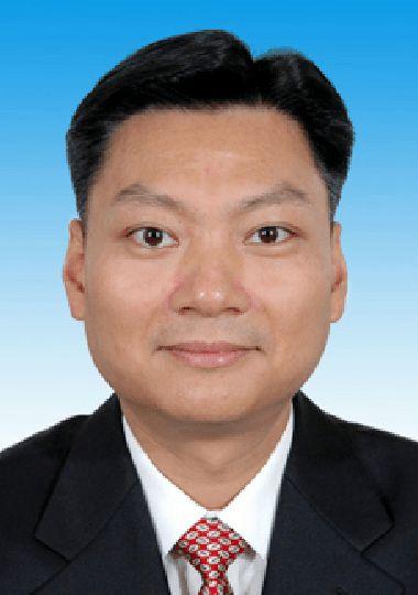 何国森当选河源市长